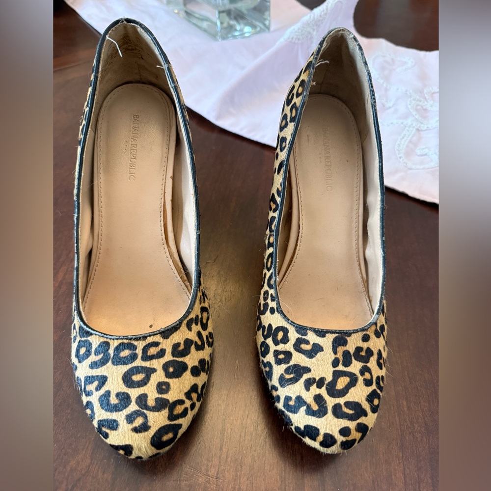 Faux fur wedge heels